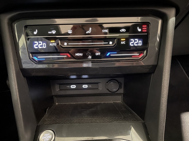 Tiguan 1.4 Plug-In Elegance +PANODACH+CAM