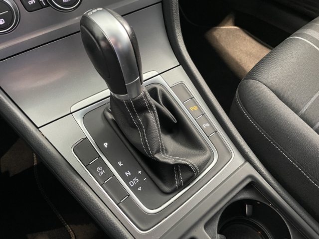 Golf 1.4 TSI DSG Lounge +ALLWETTER+NAVI+PDC