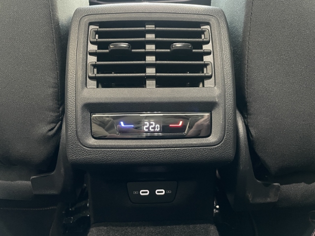 Golf 1.0 TSI +ALLWETTER+KAMERA+NAVI MOVE