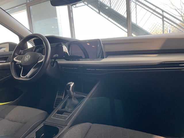 Golf 1.0 TSI +ALLWETTER+KAMERA+NAVI MOVE