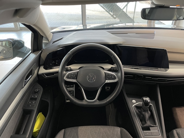 Golf 1.0 TSI +ALLWETTER+KAMERA+NAVI MOVE