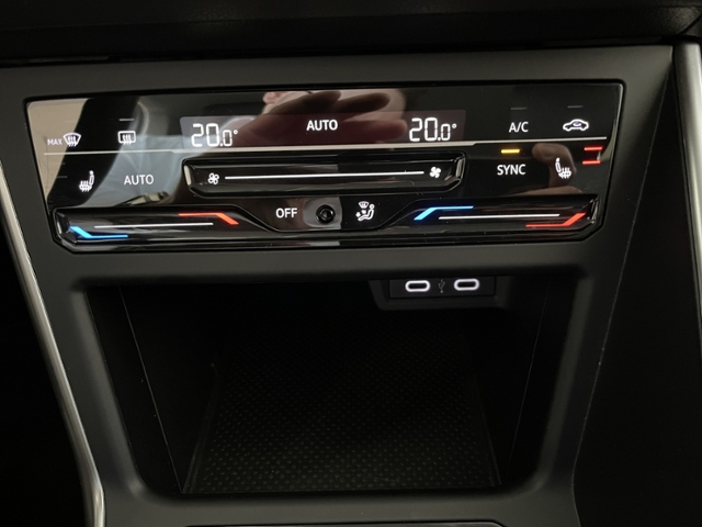 Taigo 1.0 TSI Life +ALLWETTER+NAVI+ACC